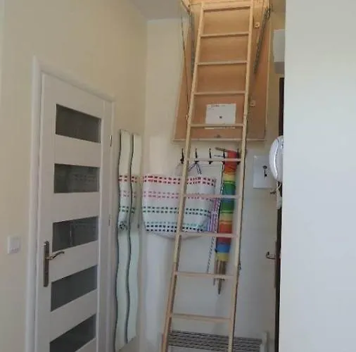 Bursztynowy 2 * 卡尔维亚